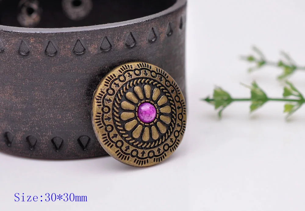 10pcs 30X30mm Antique Brass Tribal PURPLE Turquoise Bead Flower Leathercraft Belt Horse Saddles Conchos Button Screwback
10pcs 30X30mm Antique Brass Tribal PURPLE Turquoise Bead Flower Leathercraft Belt Horse Saddles Conchos Button Screwback