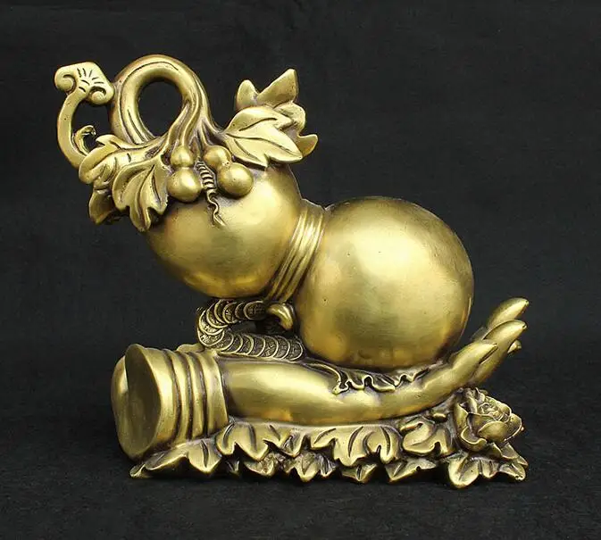 Chinese brass hand-carved Buddha's-hand gourd crafts statue
Chinese brass hand-carved Buddha's-hand gourd crafts statue