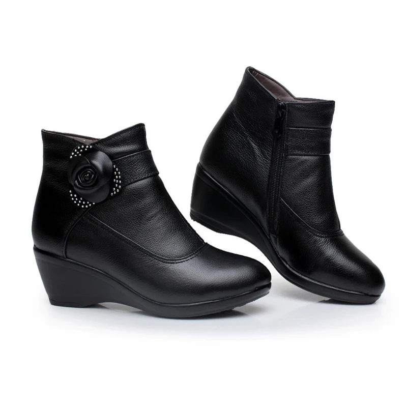 CEYANEAOplus size 35-43 women boots women genuine leather boots warm plush autumn boots winter wedge shoes woman anklebootsE1505
CEYANEAOplus size 35-43 women boots women genuine leather boots warm plush autumn boots winter wedge shoes woman anklebootsE1505