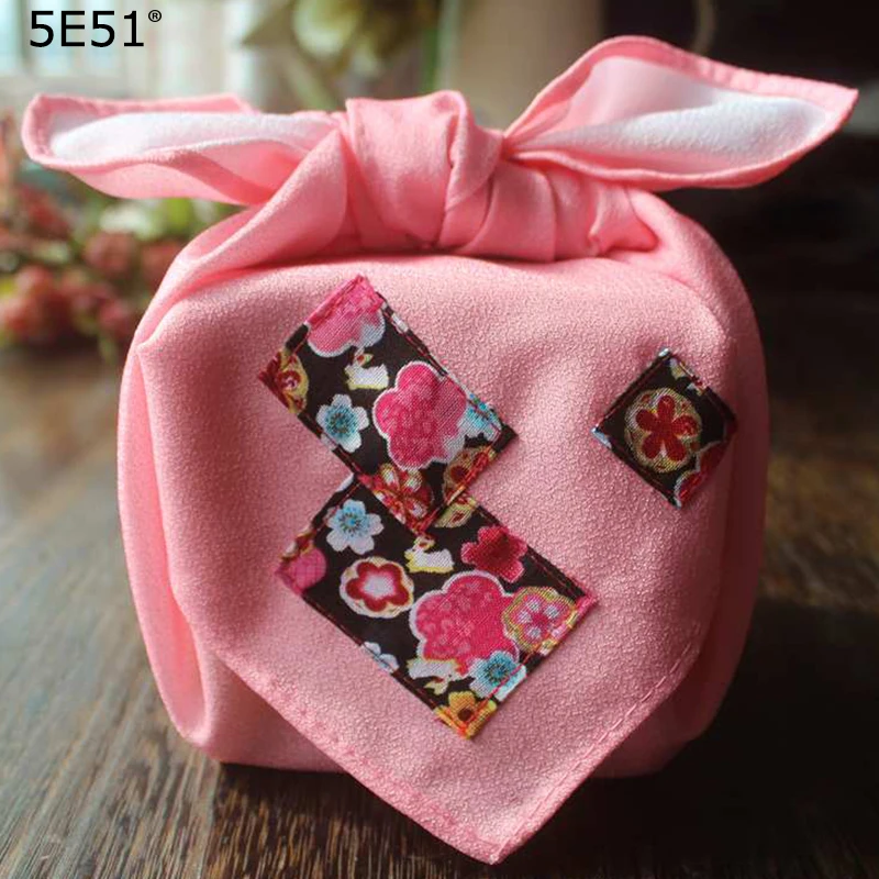 Платок в японском стиле furoshiki из полиэфирного волокна/с красным принтом 50