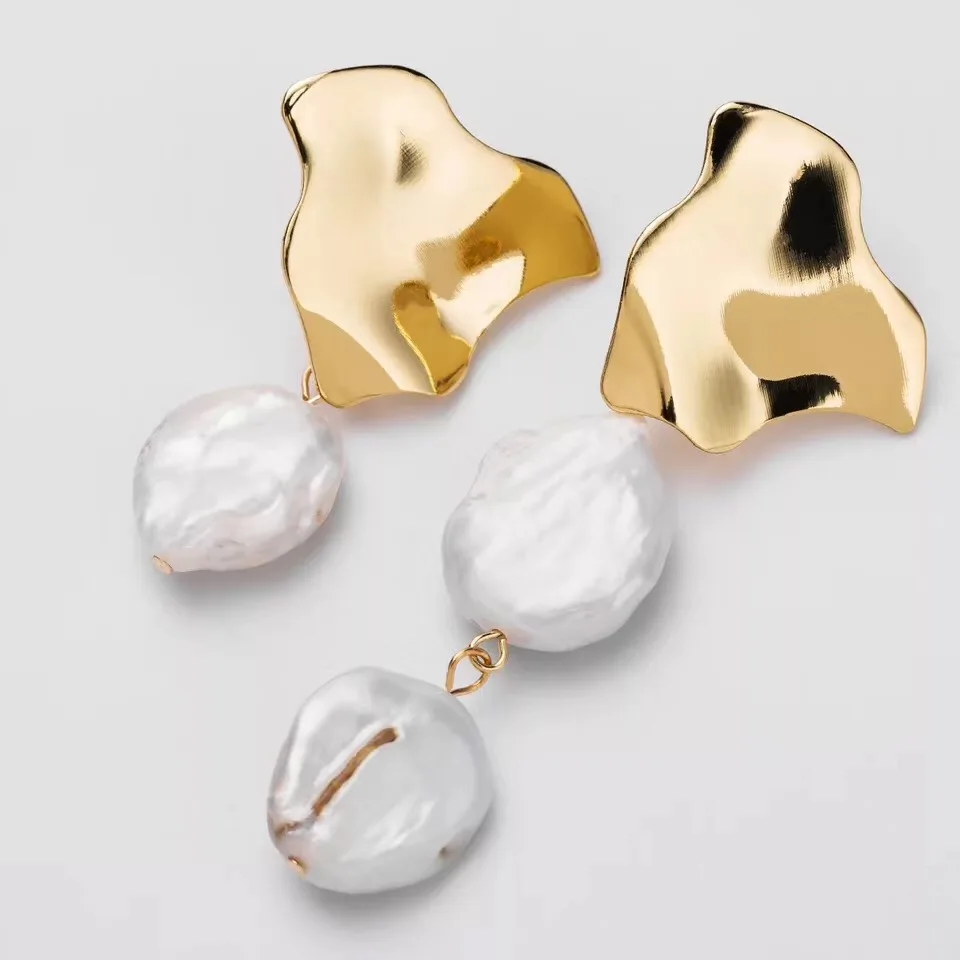 Pre-order 2018 new, fashion gold drop earrings, factory wholesale new arrival, real goldplated fresh pearl dropped earrings
Pre-order 2018 new, fashion gold drop earrings, factory wholesale new arrival, real goldplated fresh pearl dropped earrings