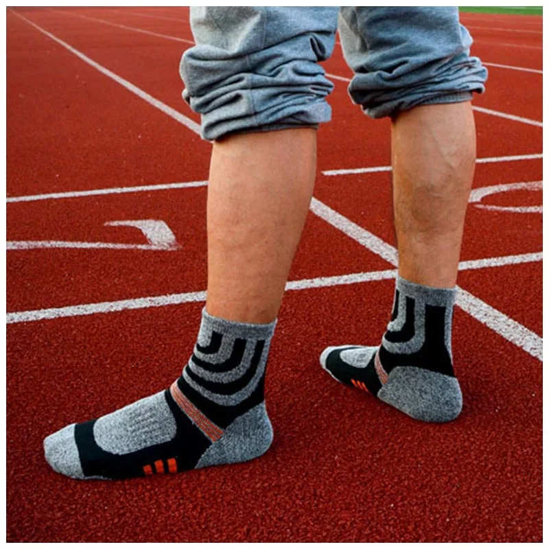 NANCY TINO Thicken Towel Mens outdoor Sports Sock Professional Basketball Sock Riding Cycling Bicycle Breathable Knee-High Socks
NANCY TINO Thicken Towel Mens outdoor Sports Sock Professional Basketball Sock Riding Cycling Bicycle Breathable Knee-High Socks