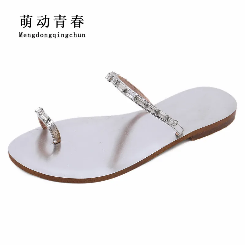 2018 Hot Women Sandals Fashion Flip Flops Flat Heels Sandals Gladiator Slip On Crystal Rhinestone Summer Beach Sandals Plus Size
2018 Hot Women Sandals Fashion Flip Flops Flat Heels Sandals Gladiator Slip On Crystal Rhinestone Summer Beach Sandals Plus Size