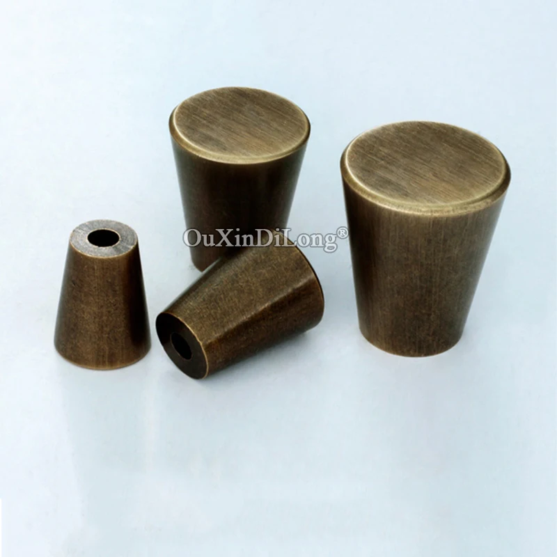 Retro 2PCS European Antique Solid Brass Kitchen Cabinet Pulls Handles Cupboard Wardrobe Drawer Wine TV Cabinet Handles and Knobs
Retro 2PCS European Antique Solid Brass Kitchen Cabinet Pulls Handles Cupboard Wardrobe Drawer Wine TV Cabinet Handles and Knobs