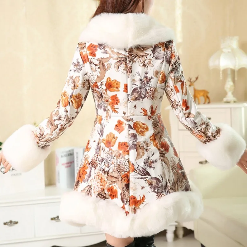 High Quality Winter New Fur Collar Coats Women Fashion Flower Faux Fox Fur Slim Lady Middle Long Printing PU Jacket Parkas
High Quality Winter New Fur Collar Coats Women Fashion Flower Faux Fox Fur Slim Lady Middle Long Printing PU Jacket Parkas