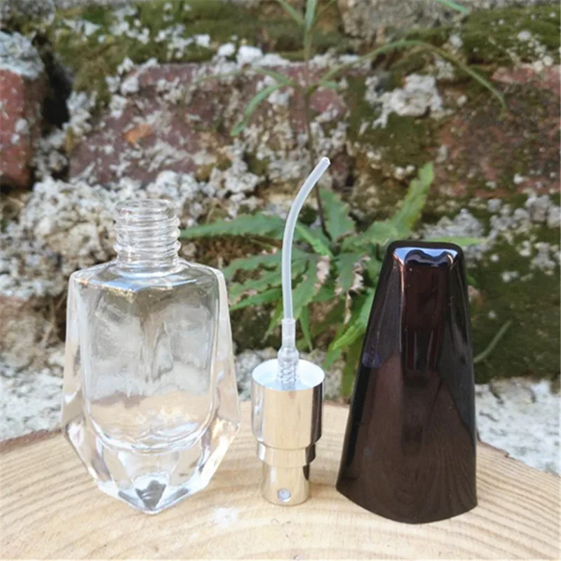 8ml Glass Perfume Empty Spray Bottle New Crystal Conical Perfume Bottle + Color Metal Cover 100PCS/LOT
8ml Glass Perfume Empty Spray Bottle New Crystal Conical Perfume Bottle + Color Metal Cover 100PCS/LOT