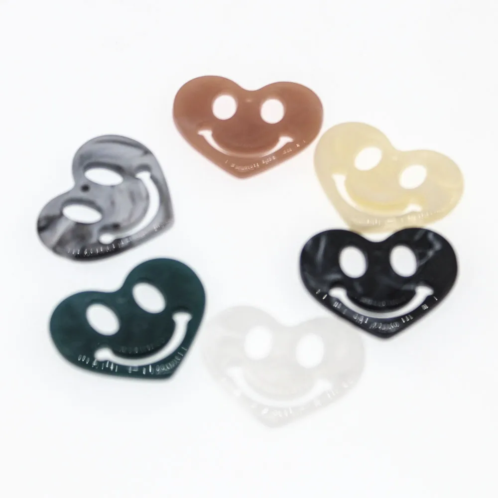 CHONGAI 50Pcs Heart Shaped Smile Acrylic Beads Imitation Jelly Style For Jewelry Making DIY Ear Hook Making
CHONGAI 50Pcs Heart Shaped Smile Acrylic Beads Imitation Jelly Style For Jewelry Making DIY Ear Hook Making