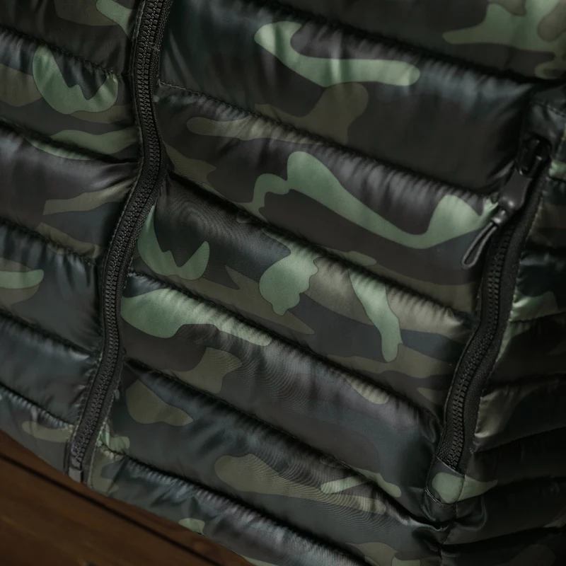 2018 Winter Thicking Warm Vest Jacket Men L-4XL Casual Plus Size Camouflage Loose Waistcoat Male Sleeveless Jacket High Quality
2018 Winter Thicking Warm Vest Jacket Men L-4XL Casual Plus Size Camouflage Loose Waistcoat Male Sleeveless Jacket High Quality