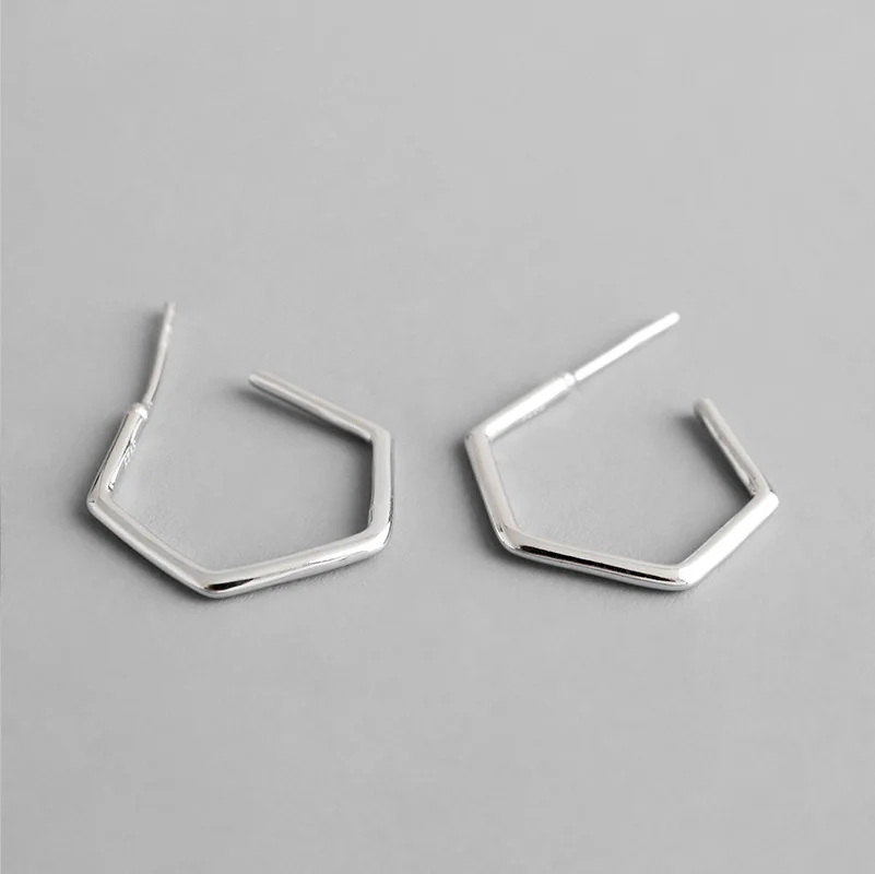 100% S925 Sterling Silver jewelry girl women Gift ear stud minimalist simple Geometric Hexagon earring
100% S925 Sterling Silver jewelry girl women Gift ear stud minimalist simple Geometric Hexagon earring