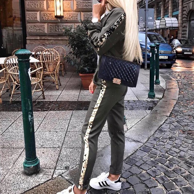 2019 Autumn Women Tracksuit Two Pieces Women Sets Side Sequin Autumn Women Sweatshirt Top + Pants Zipper Hooded Fitness Outwear
2019 Autumn Women Tracksuit Two Pieces Women Sets Side Sequin Autumn Women Sweatshirt Top + Pants Zipper Hooded Fitness Outwear