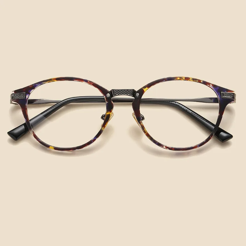 New retro fashion glasses frame Metal TR90 oval frame flat mirror Korean version of the trend men and women glasses frame.
New retro fashion glasses frame Metal TR90 oval frame flat mirror Korean version of the trend men and women glasses frame.