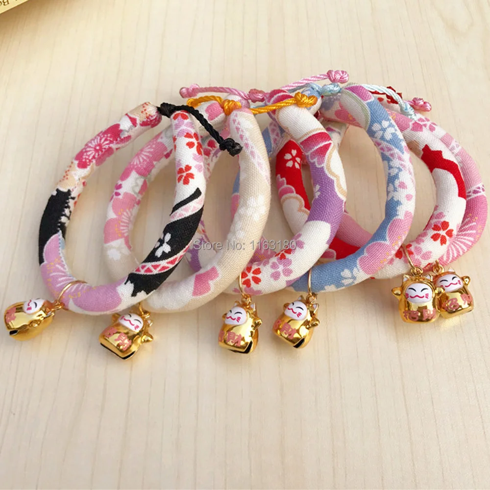 1000pcs/lot Adjustable Dog Cat Collar Printed Necktie Necklace With Bell for Cats Puppy Kitten Pet Cat Accessories
1000pcs/lot Adjustable Dog Cat Collar Printed Necktie Necklace With Bell for Cats Puppy Kitten Pet Cat Accessories
