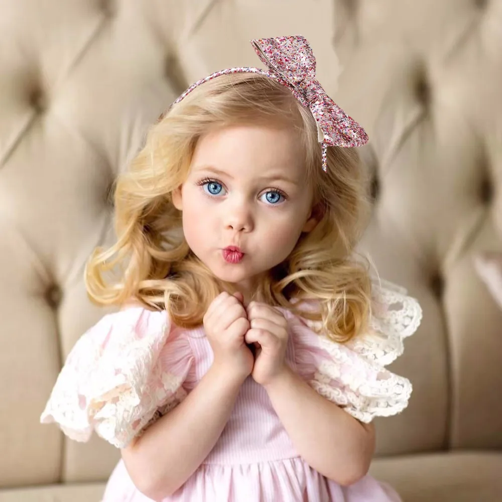 Cheer Bows Hair Accessories Girl Hairband Glitter Bowknot Multicolor Sequin Headband for Girls Party Bling Headwear Korean
Cheer Bows Hair Accessories Girl Hairband Glitter Bowknot Multicolor Sequin Headband for Girls Party Bling Headwear Korean