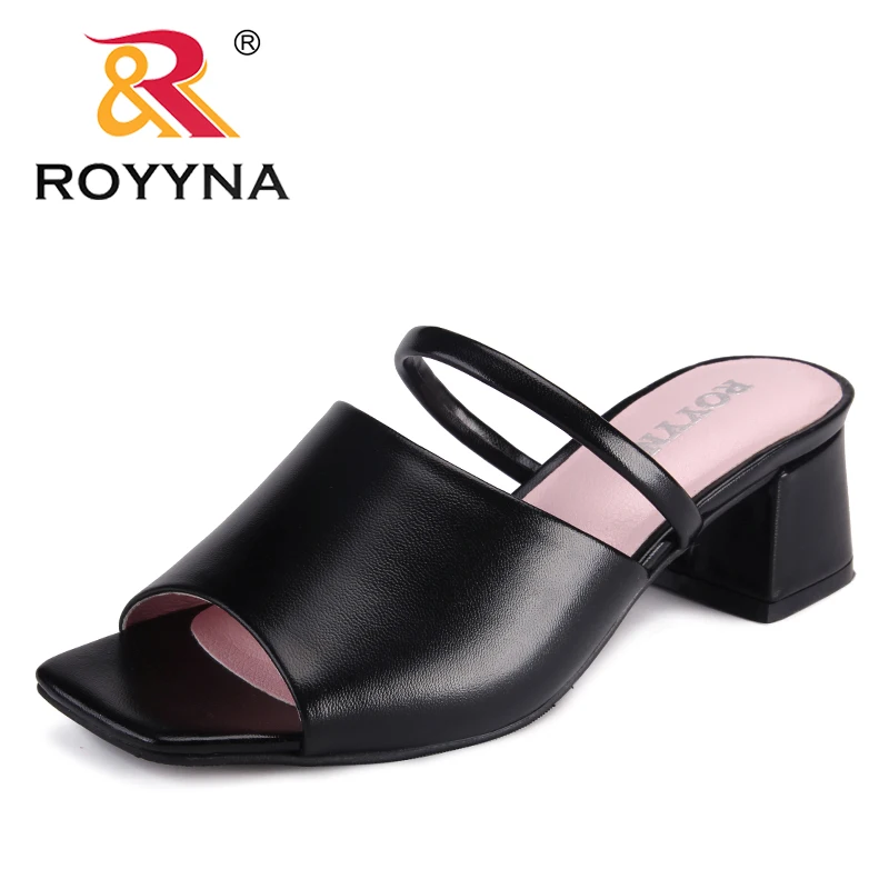 Женские шлепанцы ROYYNA, из микрофибры, на каблуке в форме копыта, легкие, для лета
Женские шлепанцы ROYYNA, из микрофибры, на каблуке в форме копыта, легкие, для лета