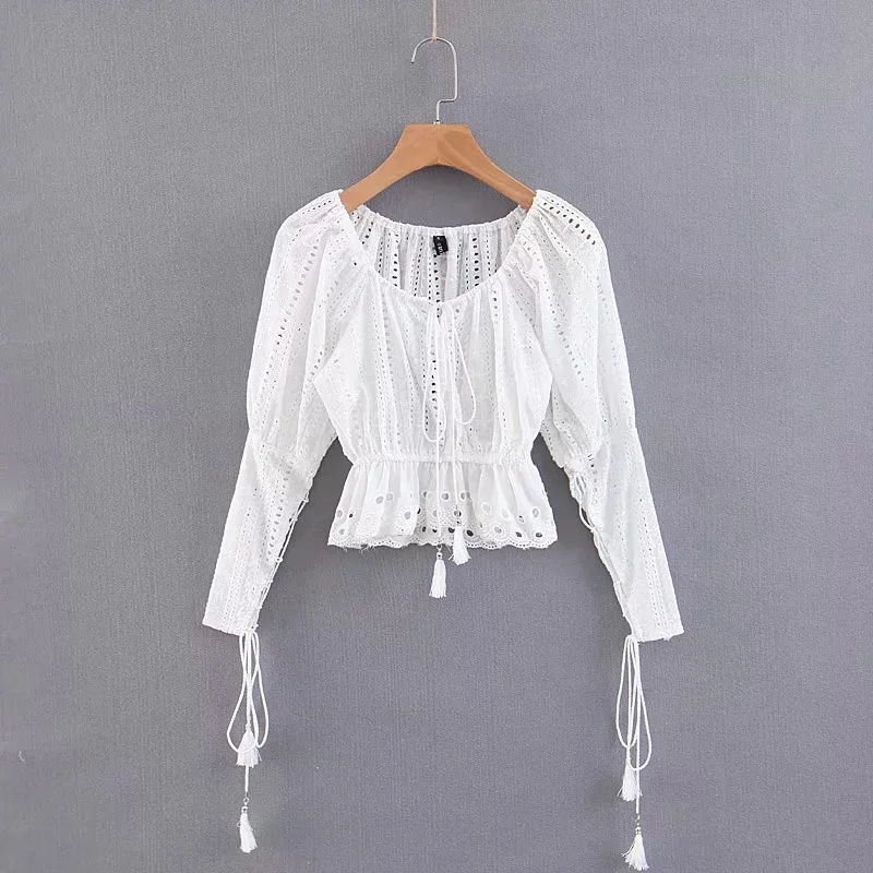 FOLOBE 2020 Women Fashion Sexy Top Blouse Long Sleeve Hollow Out Sexy Crop Top Women Tops Clothes Lace Blouse Shirt Tops
FOLOBE 2020 Women Fashion Sexy Top Blouse Long Sleeve Hollow Out Sexy Crop Top Women Tops Clothes Lace Blouse Shirt Tops