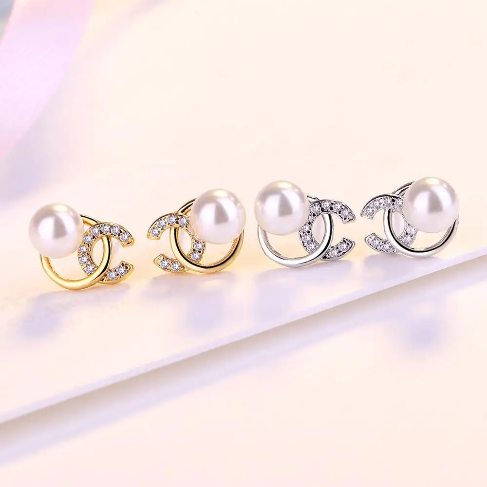 Sliver Letter C Stud Earrings For Women Korean Version Of The New Simple Fashion Temperament Pearl Earrings
Sliver Letter C Stud Earrings For Women Korean Version Of The New Simple Fashion Temperament Pearl Earrings