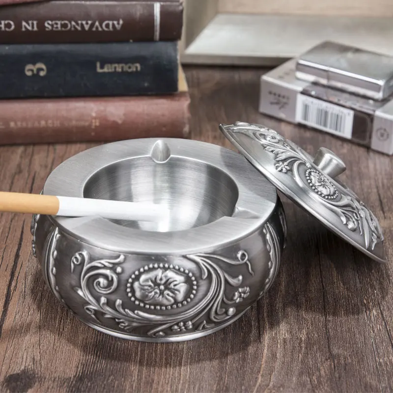 european metal ash tray with lid vintage lid holders cendrier cigare smoking accessories ash tray vintage AT013
european metal ash tray with lid vintage lid holders cendrier cigare smoking accessories ash tray vintage AT013