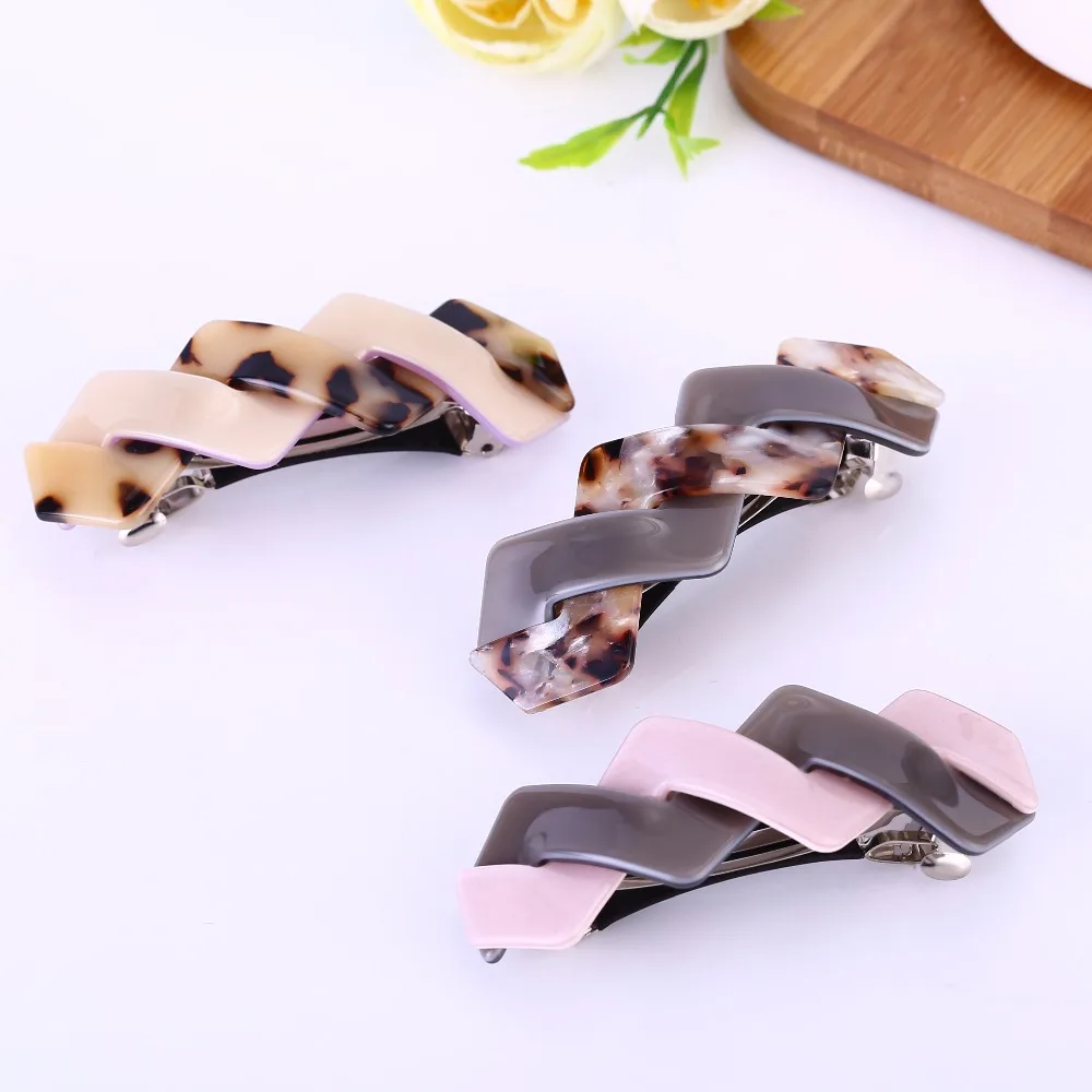 Fashion Tie a Knot Acetate Hair Barrette Large 10cm Women Leopard Print Hair Clip 4 Colors Tortoiseshell Matching Hair Clip
Fashion Tie a Knot Acetate Hair Barrette Large 10cm Women Leopard Print Hair Clip 4 Colors Tortoiseshell Matching Hair Clip