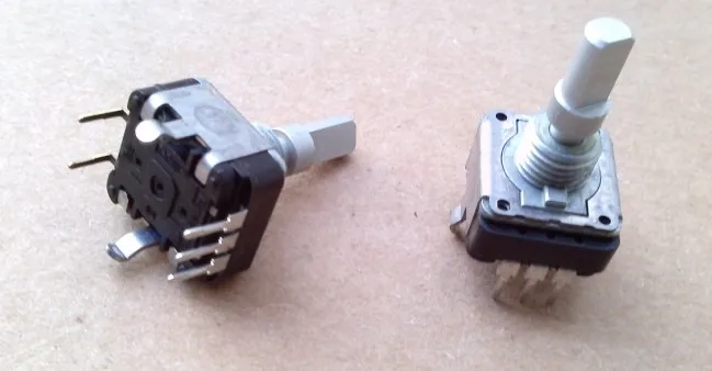 Fast Free Ship 5pcs/lot With key switch potentiometer B20K Button switch potentiometer
Fast Free Ship 5pcs/lot With key switch potentiometer B20K Button switch potentiometer