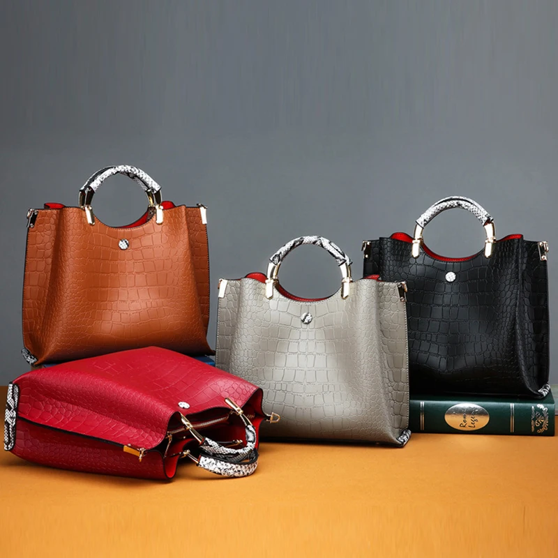 shoulder bag women designer handbag high quality female Hobo bag tote soft artificial leather Large crossbody bags ladies NEW
shoulder bag women designer handbag high quality female Hobo bag tote soft artificial leather Large crossbody bags ladies NEW