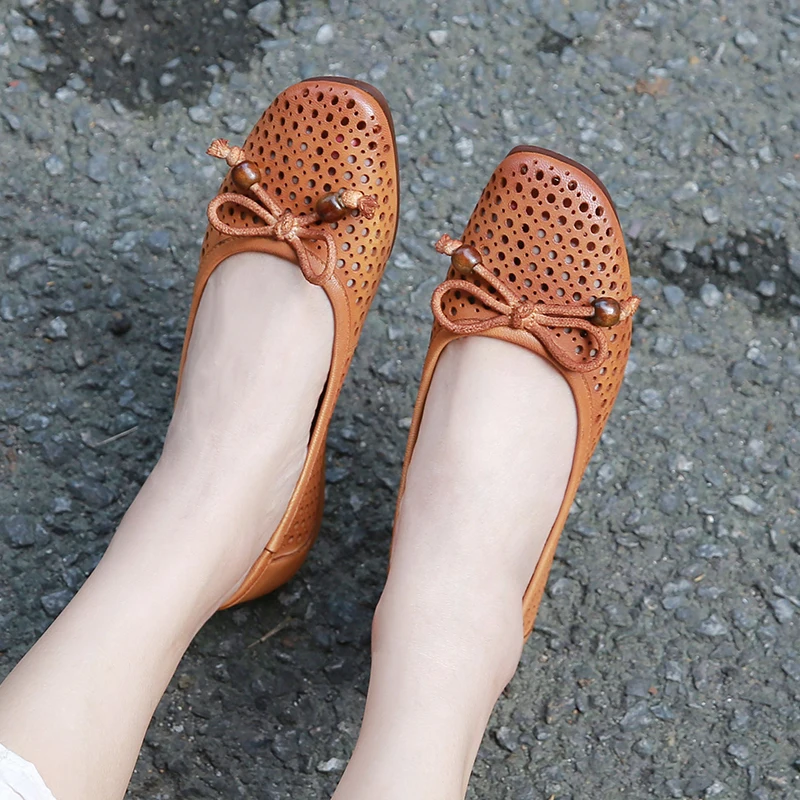 Moccasin Shoes Woman 2018 Summer Flat Shoes Female New Arrival Fretwork Bowknot Cool Flats Soft Round Toe Lady Handmade Shoes
Moccasin Shoes Woman 2018 Summer Flat Shoes Female New Arrival Fretwork Bowknot Cool Flats Soft Round Toe Lady Handmade Shoes