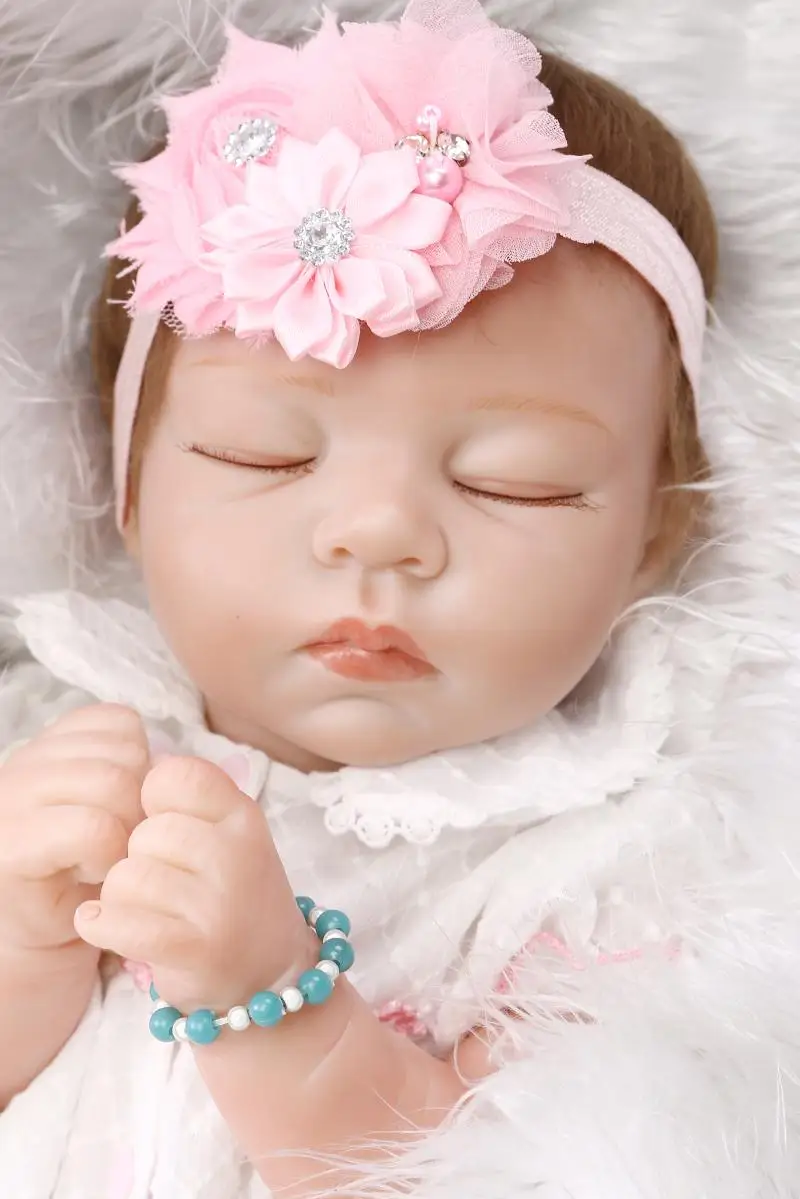 Lifelike silicone reborn dolls babies 52CM baby toddler girl dolls gift boneca reborn realista brinquedo menina
Lifelike silicone reborn dolls babies 52CM baby toddler girl dolls gift boneca reborn realista brinquedo menina