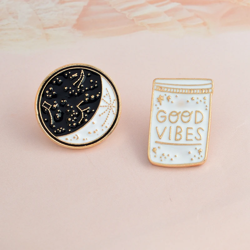 2pcs/set GOOD VIBES Space Universe Witch Enamel Brooch Denim clothes bag Pin Buckle Shirt Button Badge Gift for men women Friend
2pcs/set GOOD VIBES Space Universe Witch Enamel Brooch Denim clothes bag Pin Buckle Shirt Button Badge Gift for men women Friend