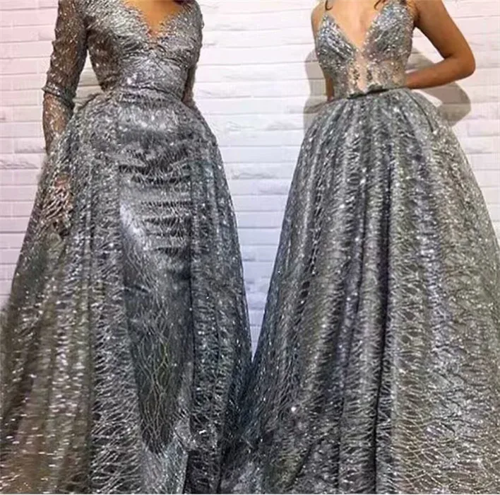 Latest evening dress material French lace cloth with glitter net lace fabric in silver UN73(5yards/pc) can make many color
Latest evening dress material French lace cloth with glitter net lace fabric in silver UN73(5yards/pc) can make many color