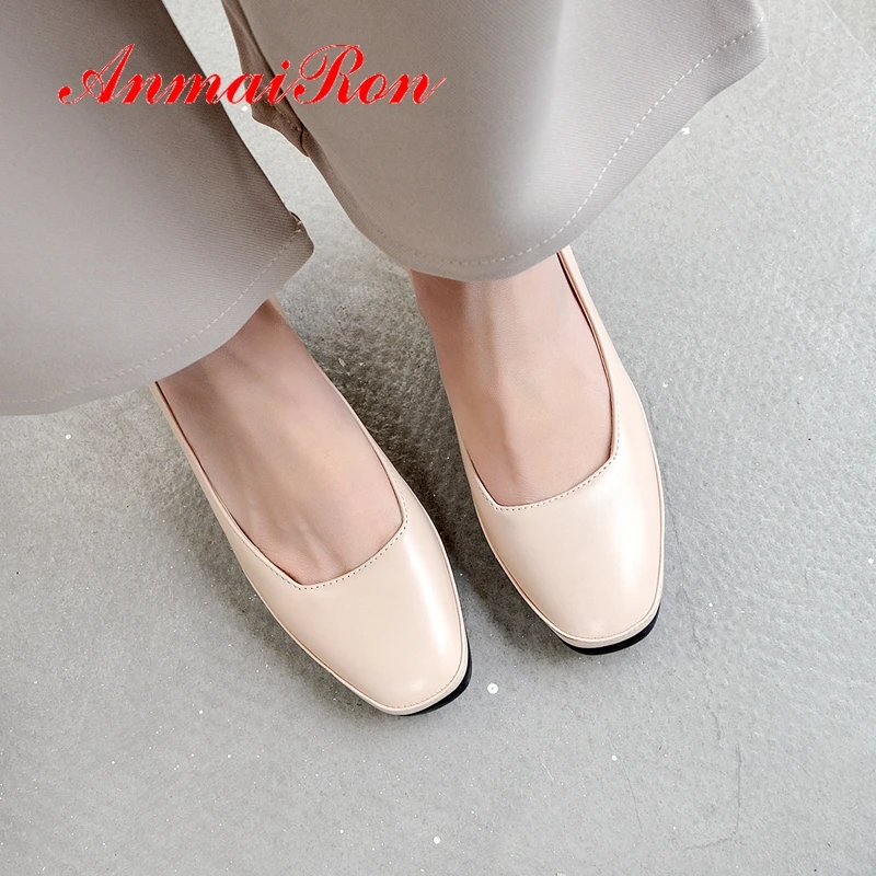 AnmaiRon 2019 New Arrival Women Basic Med Square Heel Women Pumps Casual Square Toe Solid Women Shoes Size 34-43 LY2452
AnmaiRon 2019 New Arrival Women Basic Med Square Heel Women Pumps Casual Square Toe Solid Women Shoes Size 34-43 LY2452