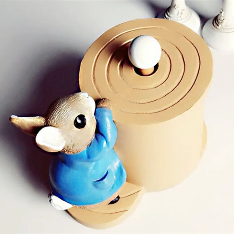 Lovely Pastoral Style Rabbit Roll Paper Rack Unique Resin Living Room Bathroom Paper Towels Storage Rack Box R2052
Lovely Pastoral Style Rabbit Roll Paper Rack Unique Resin Living Room Bathroom Paper Towels Storage Rack Box R2052