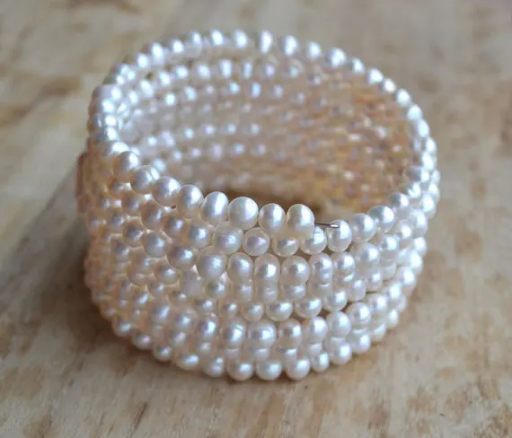 Perfect Pearl Jewelry,White Color 8 Rows 100% Real Natural Freshwater Pearl Bracelet, Handmade Fashion Women's Jewelry.
Perfect Pearl Jewelry,White Color 8 Rows 100% Real Natural Freshwater Pearl Bracelet, Handmade Fashion Women's Jewelry.