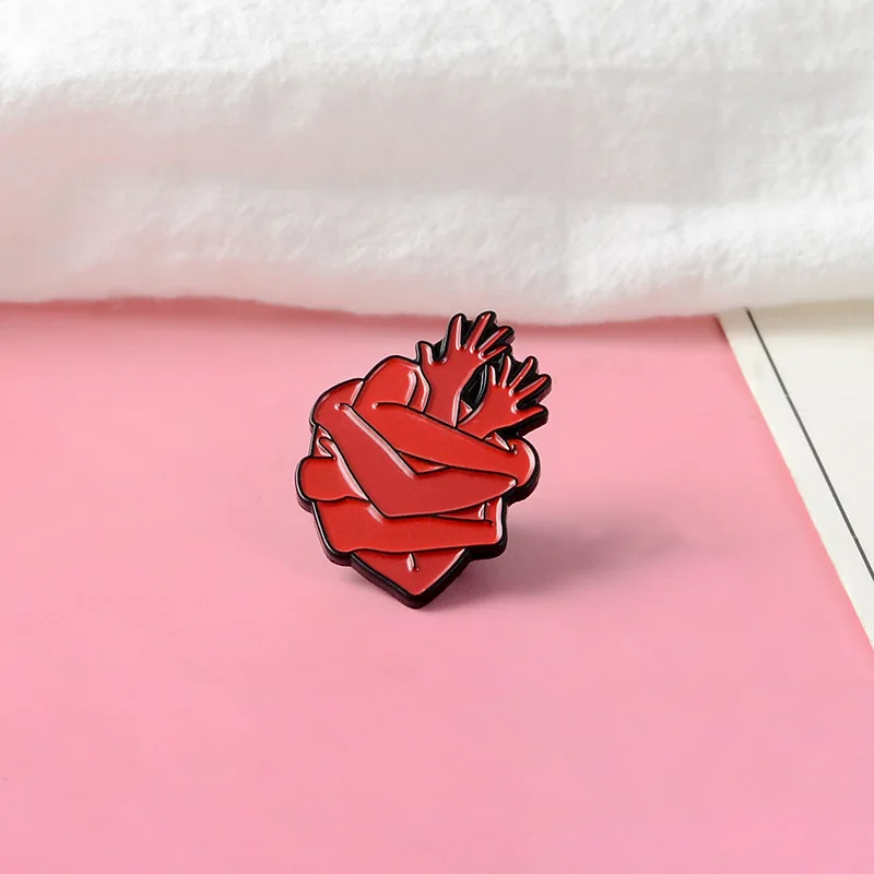 Personality new scary monster multiple red hand badge brooch creative short sleeve badge with personality friend brooch gift
Personality new scary monster multiple red hand badge brooch creative short sleeve badge with personality friend brooch gift