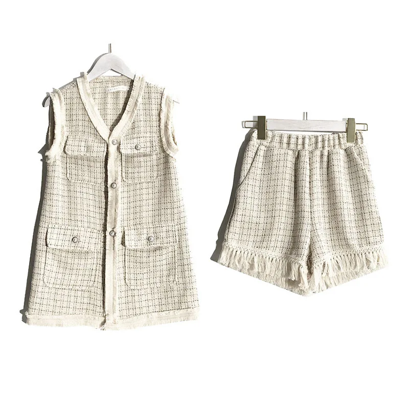PERHAPS U Black Ivory Plaid Tweed Vest Short Women Two Pieces Set Button Pocket Elegant Vintage T0172
PERHAPS U Black Ivory Plaid Tweed Vest Short Women Two Pieces Set Button Pocket Elegant Vintage T0172