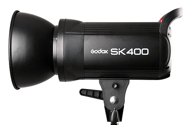 Godox SK400 Professional Studio Strobe SK Series 220V Power 5600K Max 400WS GN58 flash studio light lamp
Godox SK400 Professional Studio Strobe SK Series 220V Power 5600K Max 400WS GN58 flash studio light lamp