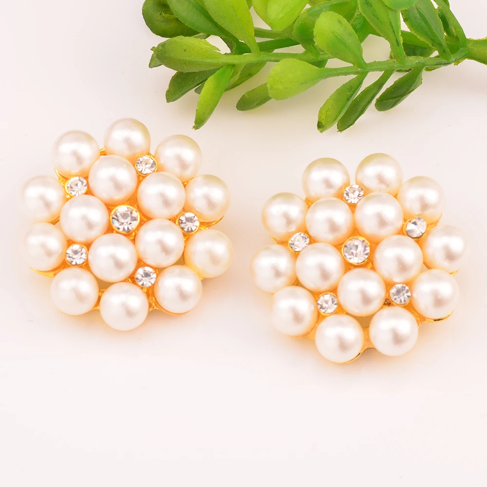 New Arrival Rhinestone Pearl Button Used On Decaration 100PCS/Lot 30MM Gold Color Wedding Button Shank Back
New Arrival Rhinestone Pearl Button Used On Decaration 100PCS/Lot 30MM Gold Color Wedding Button Shank Back