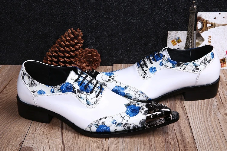 Black Studs Men Prints Flowers Fashion Dress Wedding Runway Leather Oxfords Shoes 2018 Male High Quality Man Spring Shoes
Black Studs Men Prints Flowers Fashion Dress Wedding Runway Leather Oxfords Shoes 2018 Male High Quality Man Spring Shoes