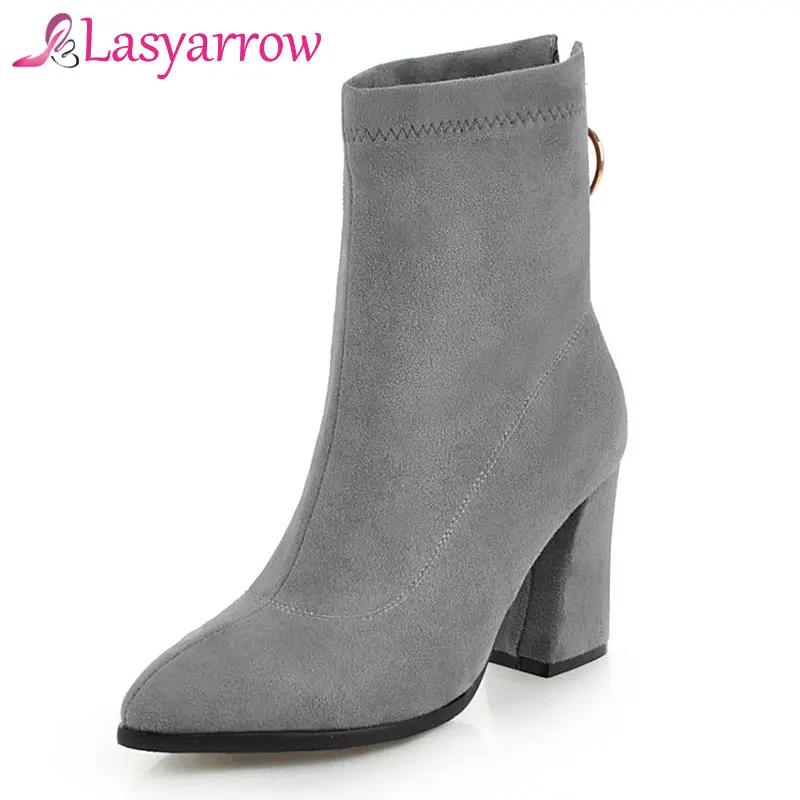 Женские ботильоны Lasyarrow на Высоком толстом каблуке, повседневная обувь с острым носком, на молнии, Осень-зима
Женские ботильоны Lasyarrow на Высоком толстом каблуке, повседневная обувь с острым носком, на молнии, Осень-зима