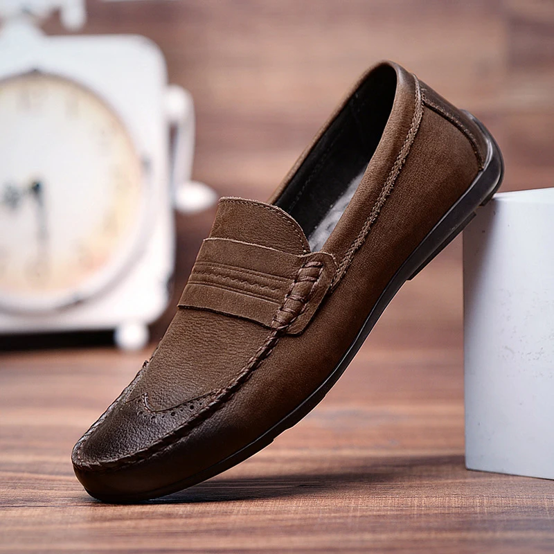 QWEDF 2019 Men Genuine Leather Shoes Slip On Black Shoes Real Leather Loafers Mens Moccasins Shoes Italian Designer Shoes X7-64
QWEDF 2019 Men Genuine Leather Shoes Slip On Black Shoes Real Leather Loafers Mens Moccasins Shoes Italian Designer Shoes X7-64