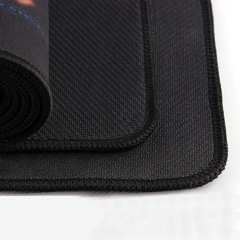 90*40CM Ultra Large Rubber Mouse Pad Locking Edge Thicken Tablet Keyboard Mat Professional Game Mouse Pad For Dota2 LOL CF Game
90*40CM Ultra Large Rubber Mouse Pad Locking Edge Thicken Tablet Keyboard Mat Professional Game Mouse Pad For Dota2 LOL CF Game
