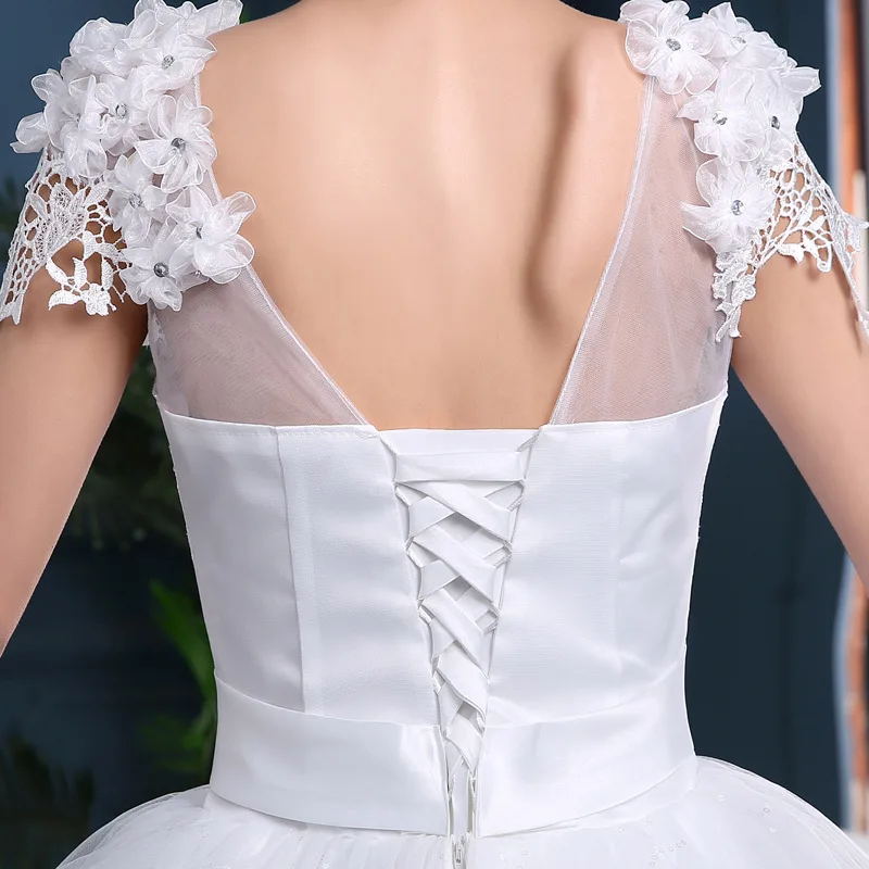 Wedding gown for Bridal 2019 Dress for Bride Ball Gown Elegant Floral Lace Tulle V-Neck Cap Sleeve Cathedral Long Train White
Wedding gown for Bridal 2019 Dress for Bride Ball Gown Elegant Floral Lace Tulle V-Neck Cap Sleeve Cathedral Long Train White
