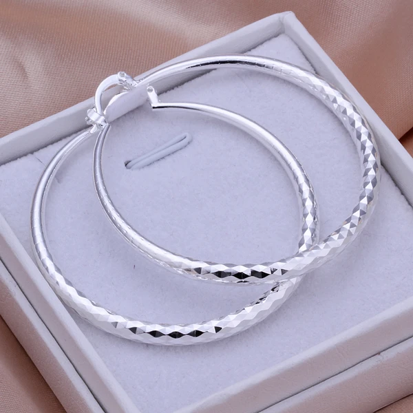 

Diameter:5.1cm Elegant Prismatic Pattern Earring Silver Plated Medium Round Hoop Earrings For Women 2020 Wedding Jewelry Gift