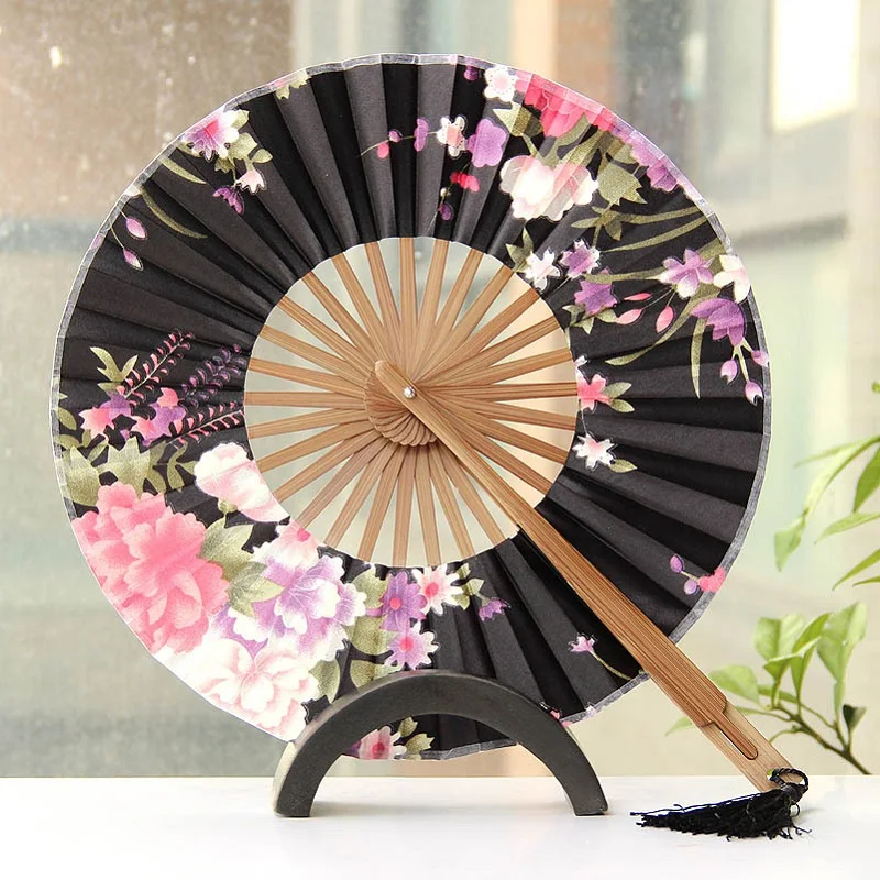 100pcs Delicate Cherry Bloom Printing Folding Bamboo Fan Japanese Chinese Wedding Favors Pocket Fan wen4657
100pcs Delicate Cherry Bloom Printing Folding Bamboo Fan Japanese Chinese Wedding Favors Pocket Fan wen4657