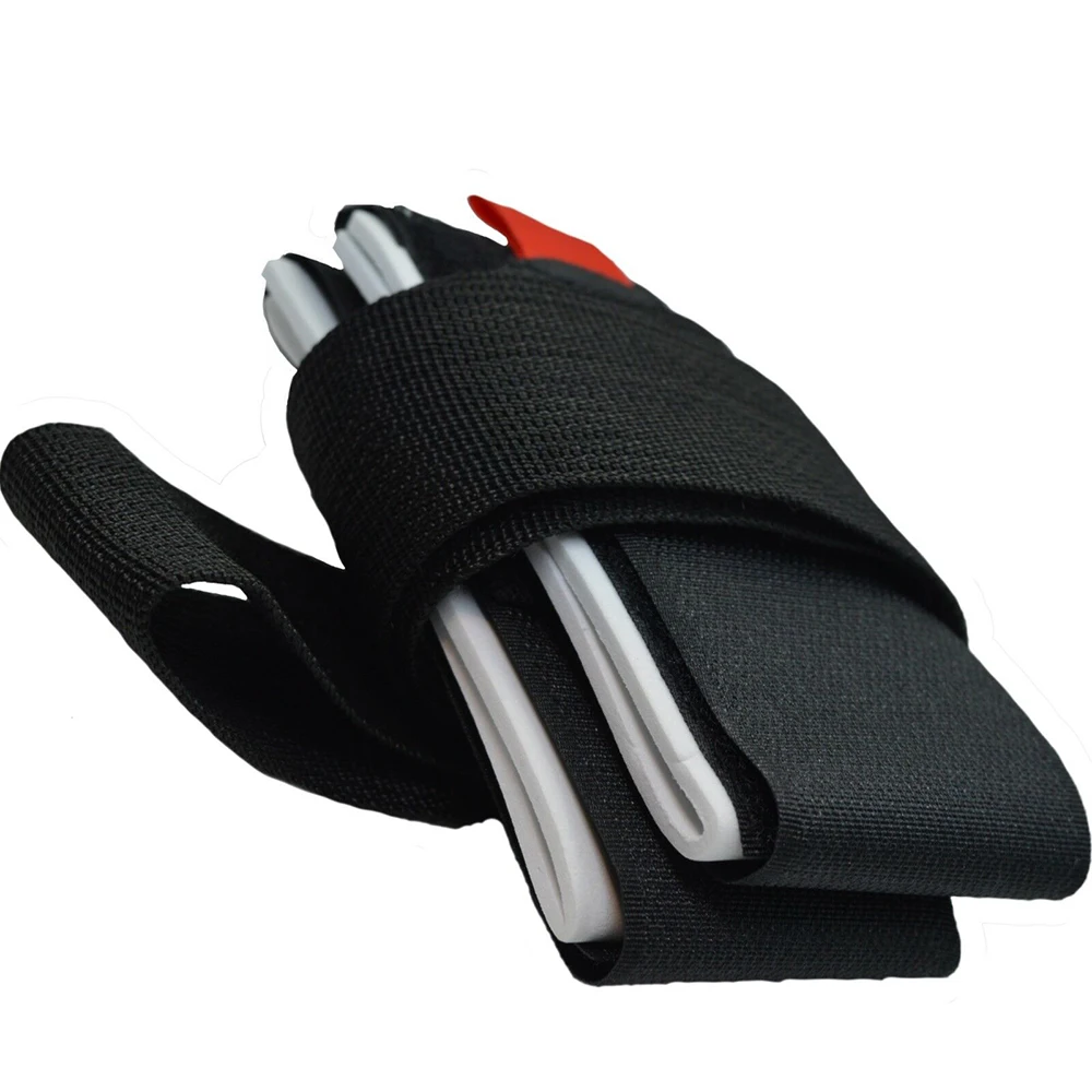 1PCS Nylon Skiing Pole Shoulder Adjustable Skiing Handle Strap Hand Carrier Lash Porter Hook Loop Protecting For Ski Snowboard 
1PCS Nylon Skiing Pole Shoulder Adjustable Skiing Handle Strap Hand Carrier Lash Porter Hook Loop Protecting For Ski Snowboard