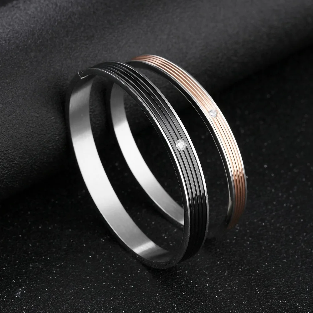 Men Bracelet Fashion 316L Stainless Steel Personality Trendy Cubic Zircon Bracelets For Women Jewelry Couple Bracelets Bangles
Men Bracelet Fashion 316L Stainless Steel Personality Trendy Cubic Zircon Bracelets For Women Jewelry Couple Bracelets Bangles