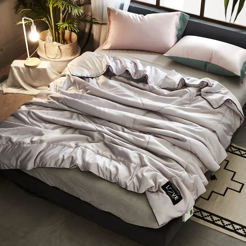 New Ice Silk Summer Quilt Smooth Blankets Solid Comforter Cover Quilting Suitable for Adults Kids No Pillowcase Washable
New Ice Silk Summer Quilt Smooth Blankets Solid Comforter Cover Quilting Suitable for Adults Kids No Pillowcase Washable