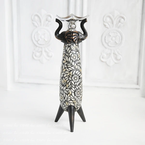 Europe vintage elephant Candle Holder resin dining table Candlestick home decor crafts room decoration objects elephant statue
Europe vintage elephant Candle Holder resin dining table Candlestick home decor crafts room decoration objects elephant statue