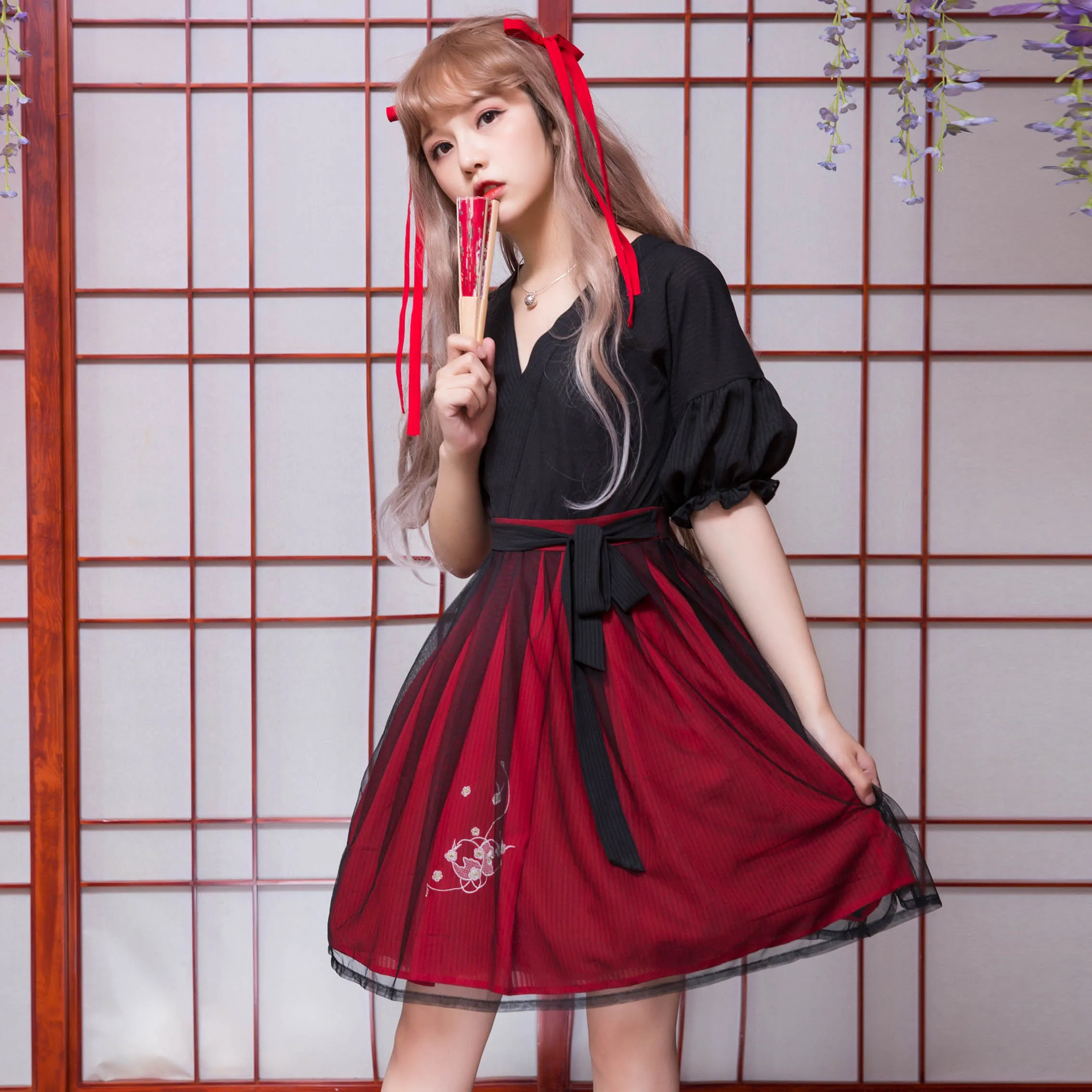 Ling Long Tou(Exquisite Dice)--Elegant Chinese Tradition Hanfu Black+Red Dress Han Element Short Sleeves Dress One-Piece
Ling Long Tou(Exquisite Dice)--Elegant Chinese Tradition Hanfu Black+Red Dress Han Element Short Sleeves Dress One-Piece