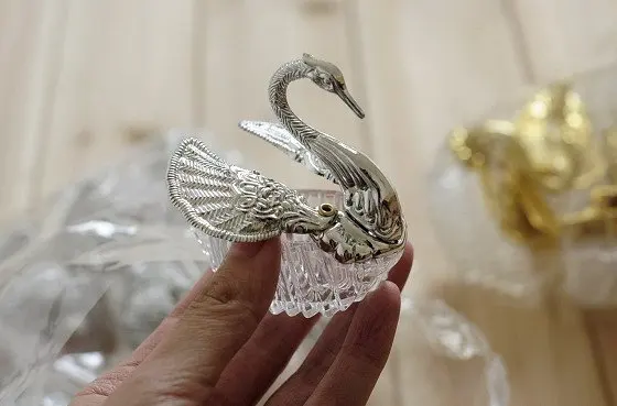 Wholesale Plain Swan Wedding Favor Candy Boxes Gift Box Silver And Gold Color Available,100pcs/lot
Wholesale Plain Swan Wedding Favor Candy Boxes Gift Box Silver And Gold Color Available,100pcs/lot