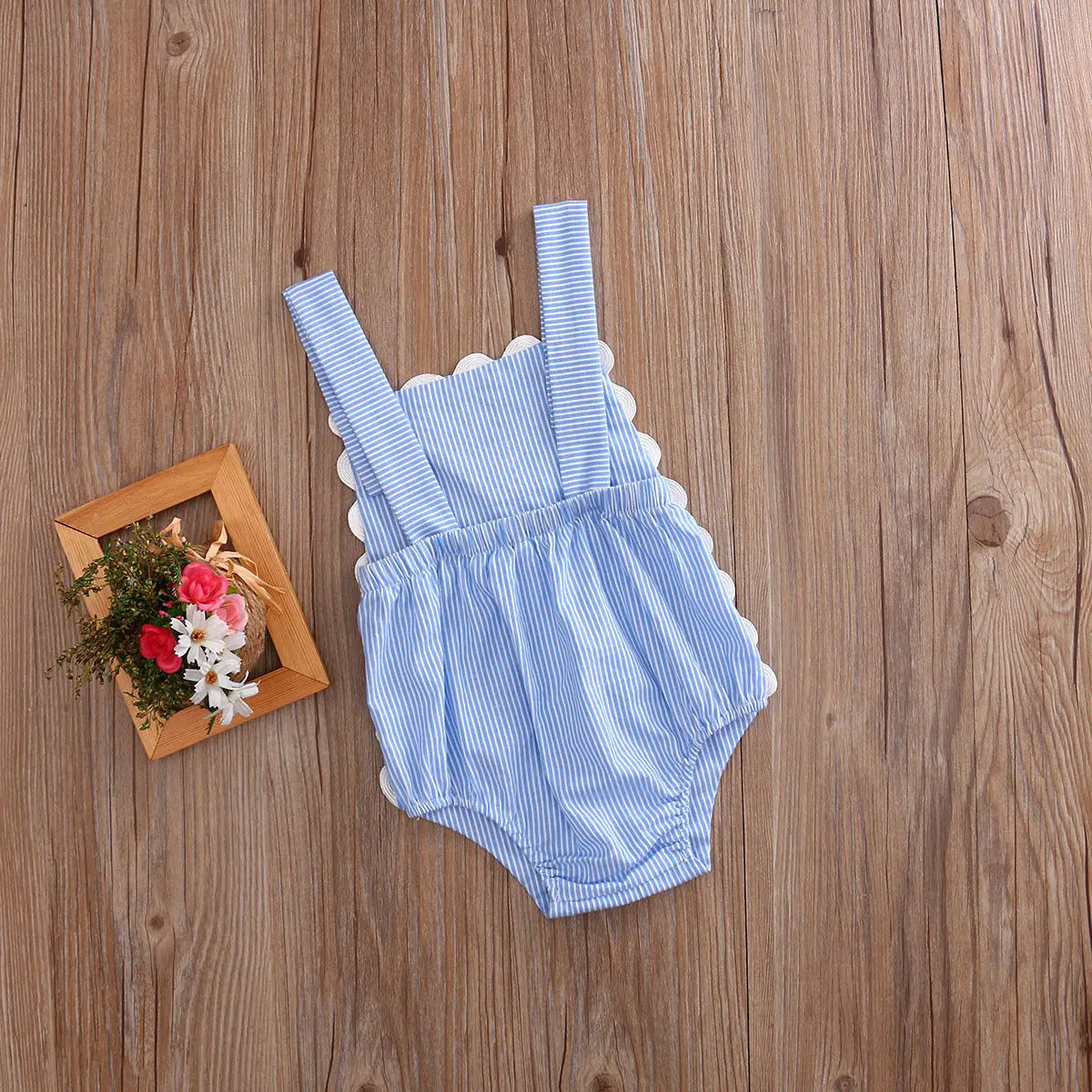 2019 Cute Newborn Baby Girls Plaid Romper Summer Sleeveless Backless Halter Jumpsuit Outfits Sunsuit Baby Clothes 0-24M
2019 Cute Newborn Baby Girls Plaid Romper Summer Sleeveless Backless Halter Jumpsuit Outfits Sunsuit Baby Clothes 0-24M