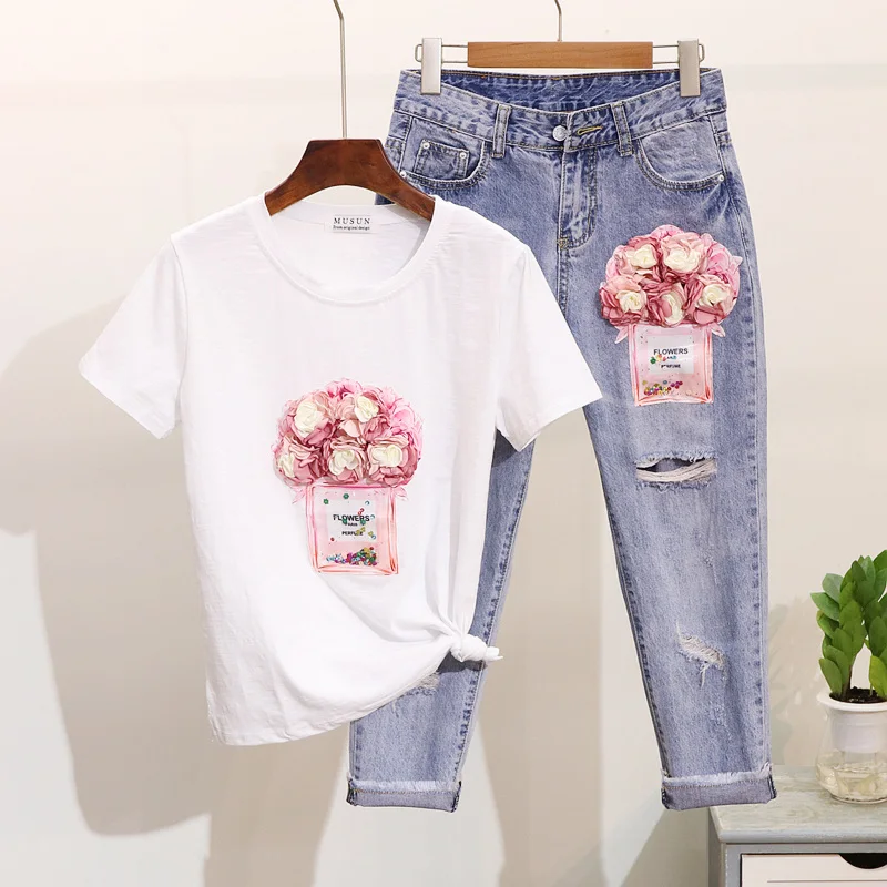 Amolapha Women Sequined Perfume Bottles Pattern 3D Flower Short Sleeve T-shirt + Mid Calf Jeans 2 PCS Clothing Sets Suit
Amolapha Women Sequined Perfume Bottles Pattern 3D Flower Short Sleeve T-shirt + Mid Calf Jeans 2 PCS Clothing Sets Suit